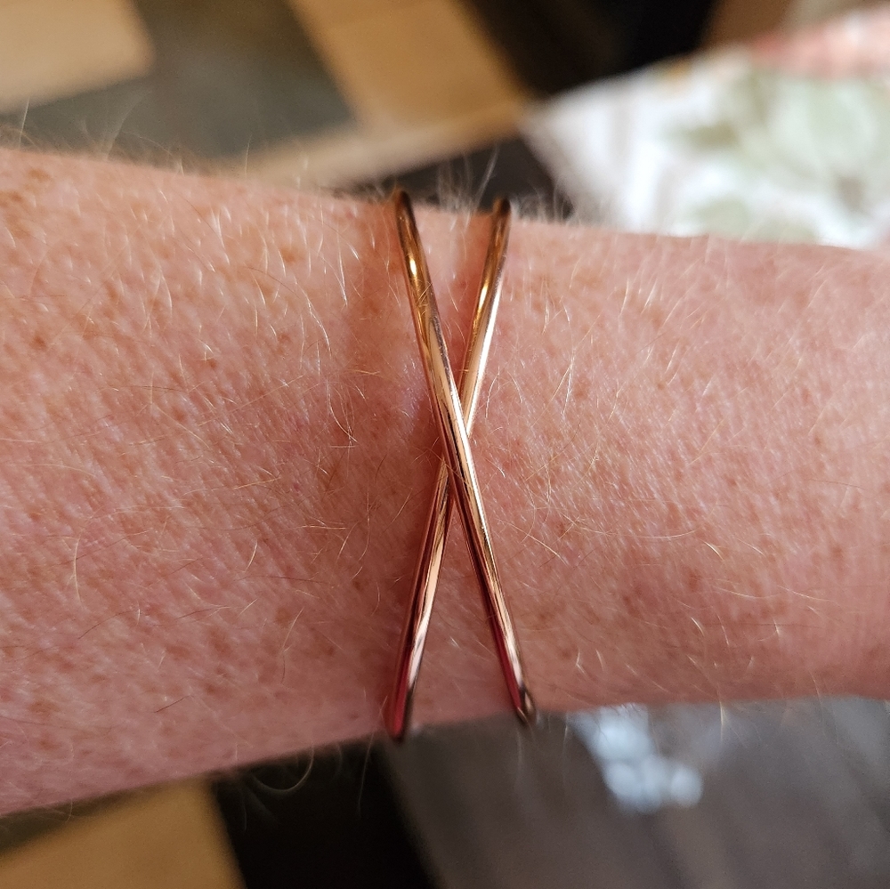 Nwot Rose gold bracelet